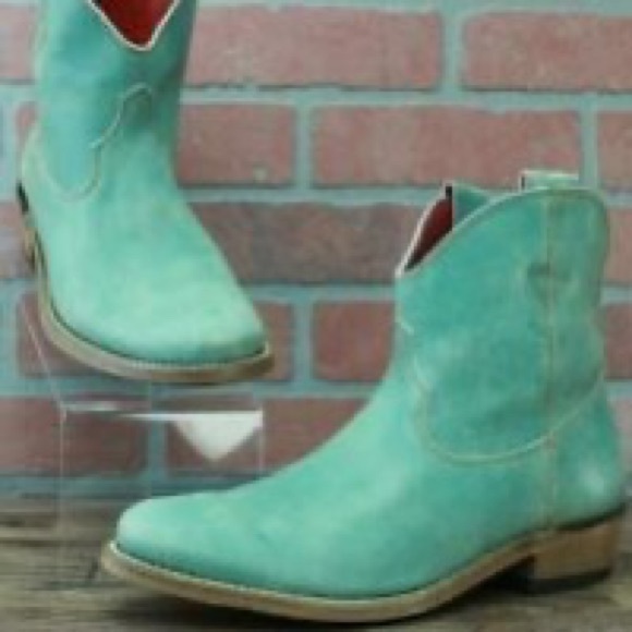 teal color boots